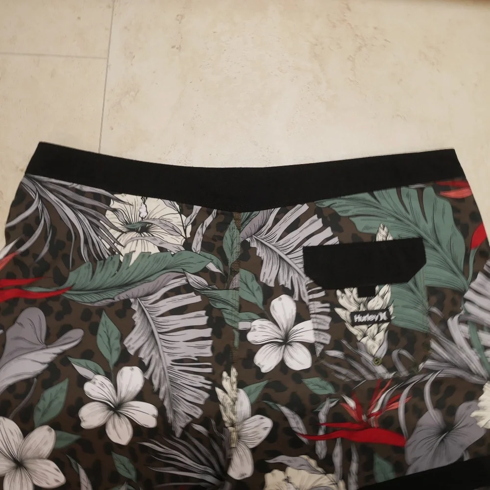 Hurley Mens Phantom Floral 18" Boardshorts NWOT~ - Picture 8 of 8